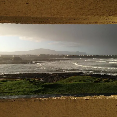 Apartment Family Self Catering Ireland - Beach - Sleeps 7 & Baby Bundoran