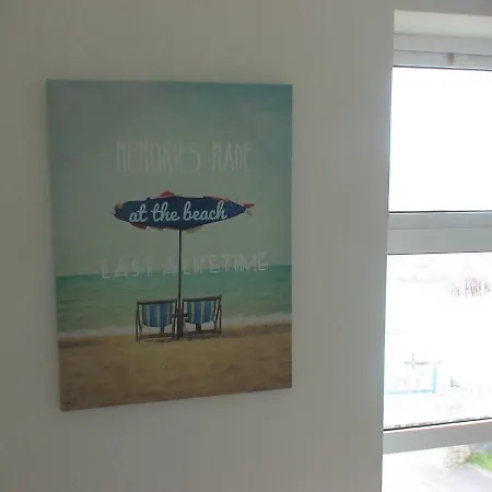 Apartment Sleeps 7 @ Beach Bundoran